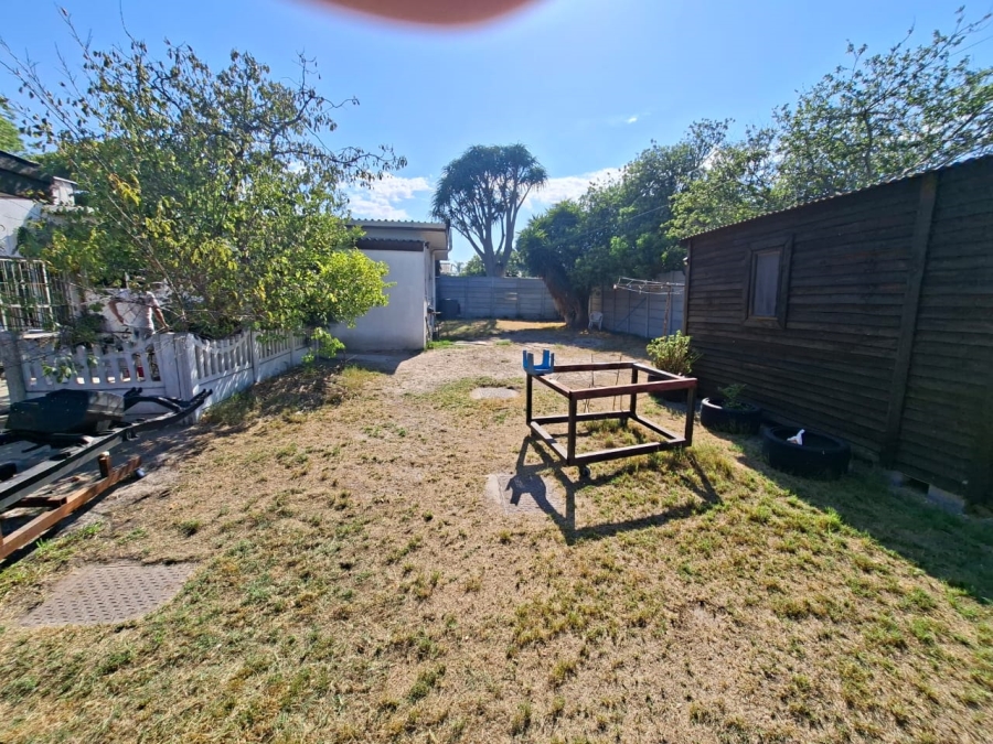 3 Bedroom Property for Sale in Mabille Park Western Cape